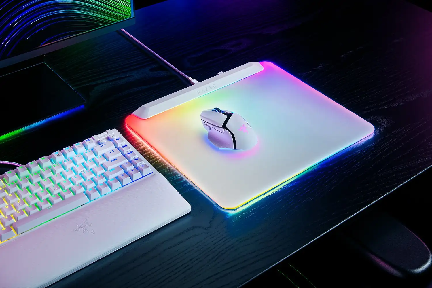 موس پد ریزر مدل FireFly V2 Pro White