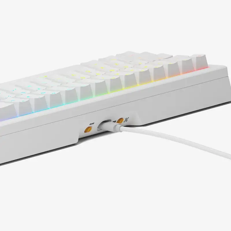 کیبورد گلوریس مدل GMMK 3 HE 65% WHITE-2